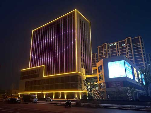 濟南正諾 以匠心雕琢市政亮化，用產品照亮城市夜空